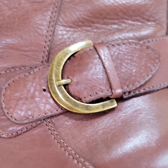 Clarks Brown Leather Ankle Boots With Buckle Size 6.5 EUC - Picture 5 of 9